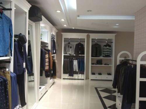 PRMON男装店铺展示