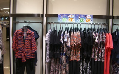 Rofomon女装店铺展示