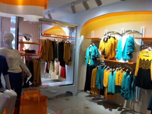 珈丽萱女装店铺展示