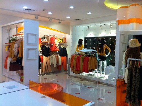 珈丽萱女装店铺形象