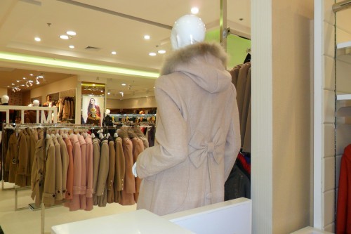 阿衣米兰女装店铺展示