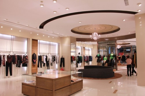 敦奴女装店铺形象