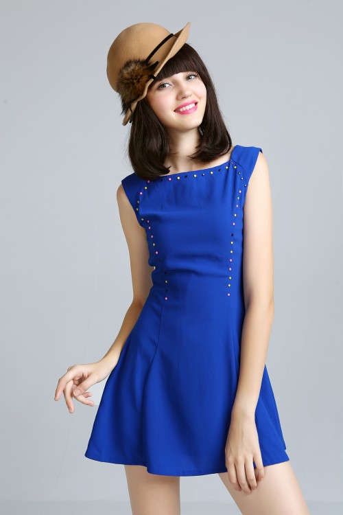 魅帝女装店铺展示