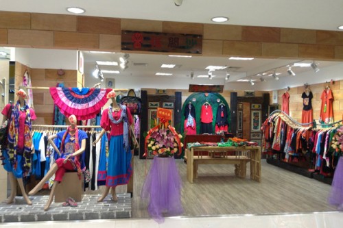 指间沙女装店铺形象