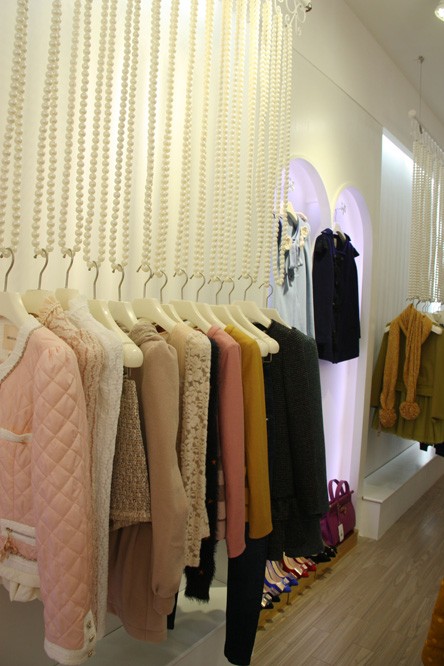 名媛坊女装店铺展示