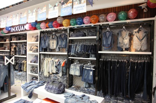 银轩牛仔店铺形象