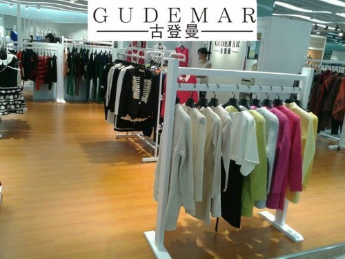古登曼女装店铺形象