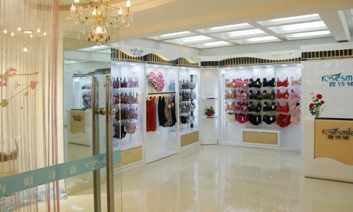 露诗媚内衣店铺展示