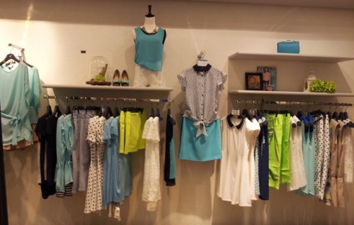 芭藜衣都女装店铺形象