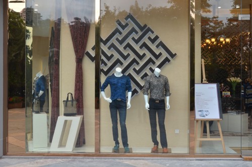 LOYOU男装店铺展示