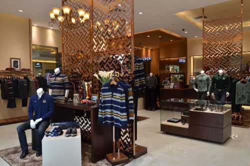 LOYOU男装店铺展示