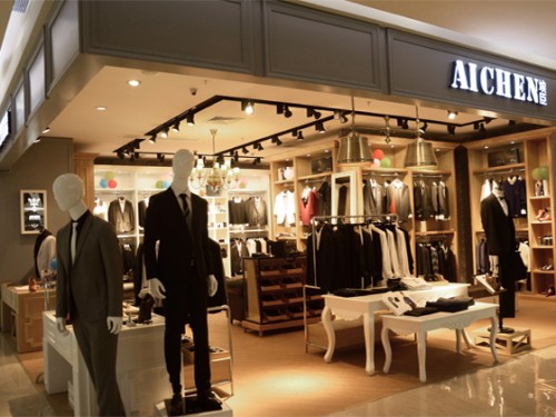 埃臣男装店铺展示