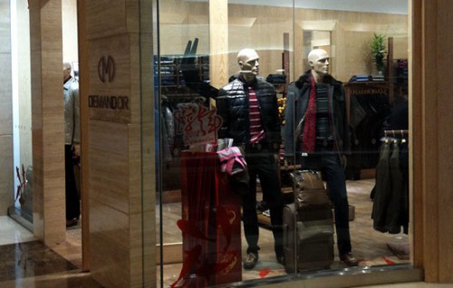 迪文渡男装店铺展示