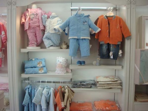 哈贝比童装店铺形象