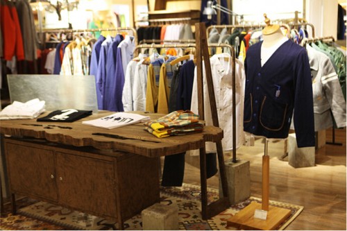 态趣男装店铺形象