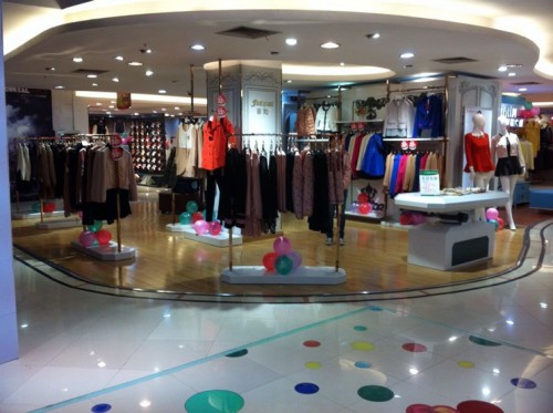 菲勋女装店铺形象