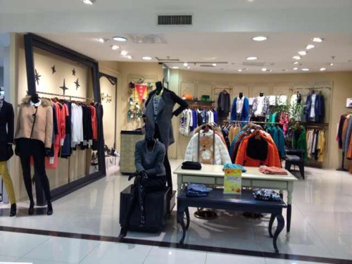 洛克空间女装店铺展示