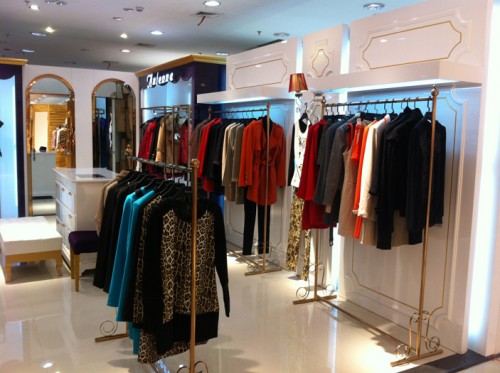 安缇娜女装店铺形象