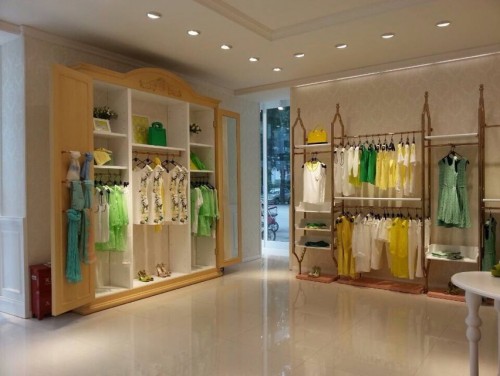 依迪菲女装店铺展示