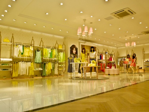 依迪菲女装店铺形象