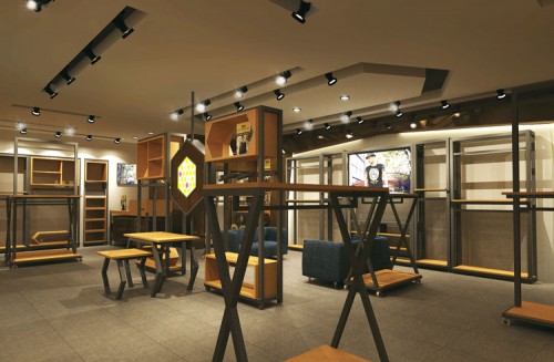 欧格男装店铺展示