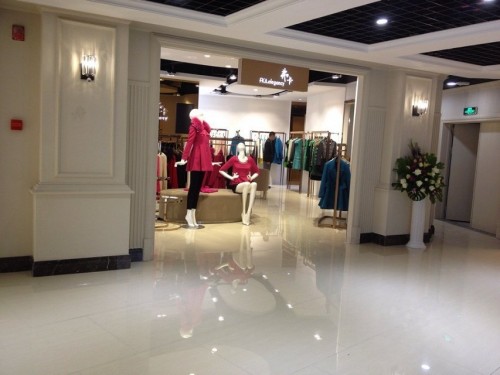 弗卡女装店铺形象