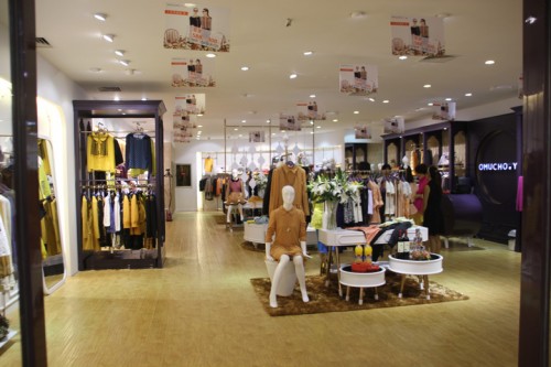 欧麦娅女装店铺展示