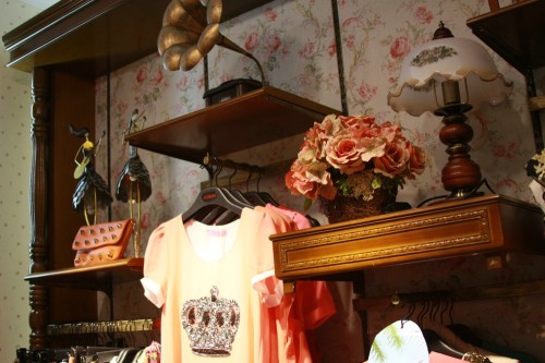 美丽档案女装店铺展示