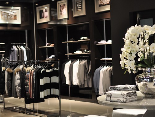 普洛利文男装店铺展示