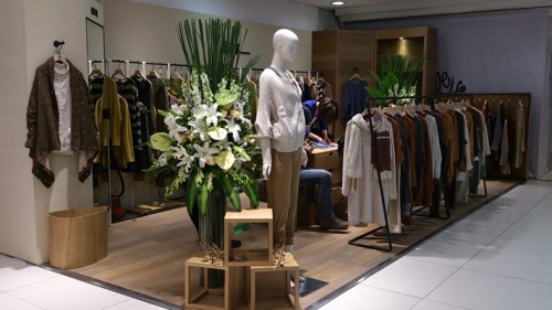 容子木女装店铺展示