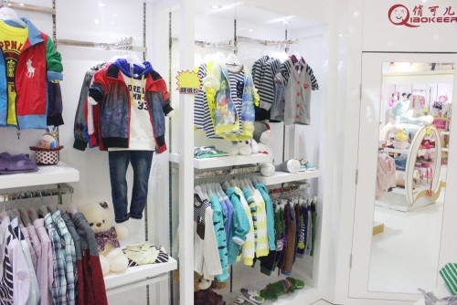 俏可儿童装店铺形象