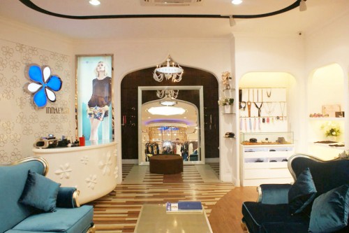 罗娜尔朵女装店铺展示