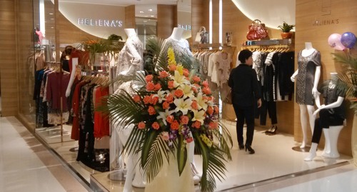 SHELIS奢睿女装店铺展示