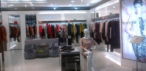 尚约女装店铺展示