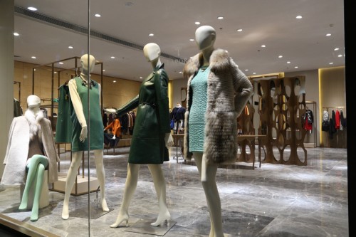 丽莫女装店铺展示