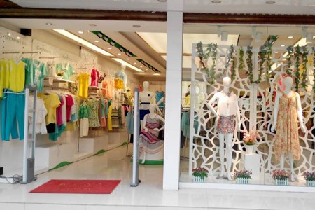 淑女宣言女装店铺展示