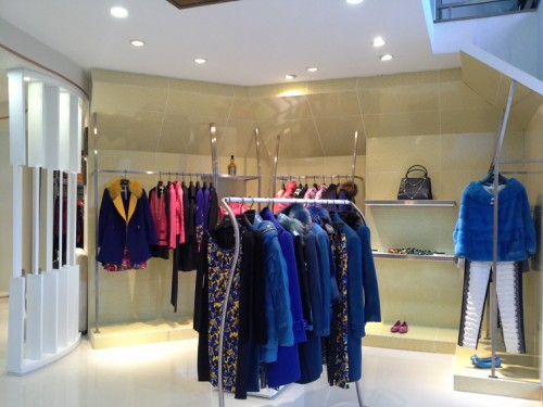 姿托丽女装店铺展示