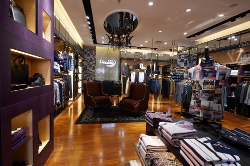 鳄鱼恤男装店铺形象