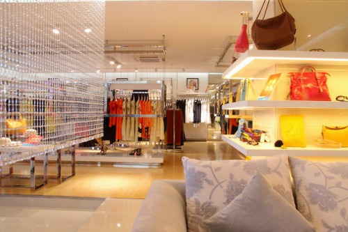 海嘉仕女装店铺展示