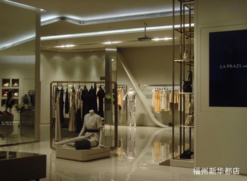 法瑞姿女装店铺展示