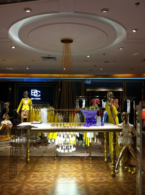 BCVOGA女装店铺形象
