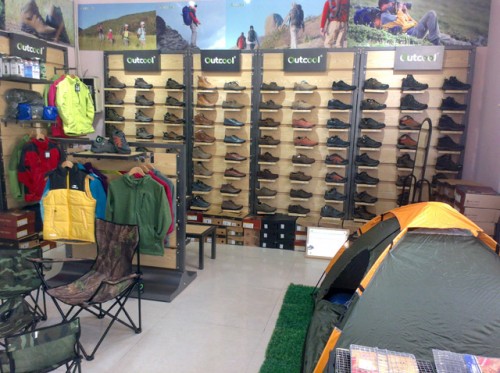 奥库运动装店铺展示