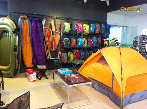 奥库运动装店铺展示
