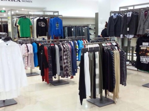 ZARA女装店铺形象