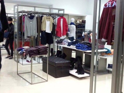 ZARA女装店铺形象