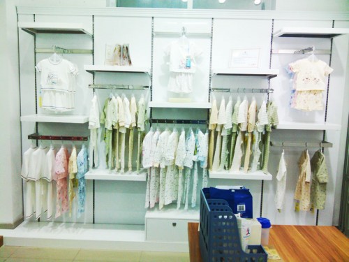 塔米拉拉童装店铺形象