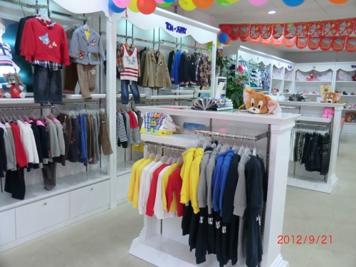 猫和老鼠童装店铺展示