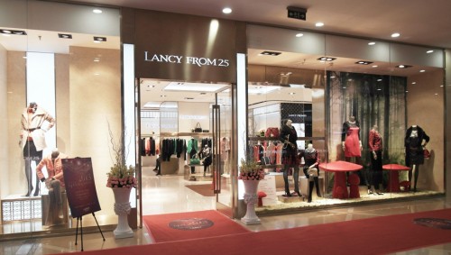 朗姿女装店铺展示