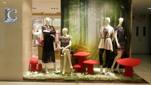 朗姿女装店铺展示