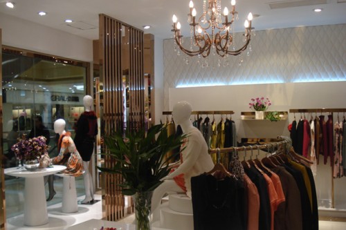 恺诗依女装店铺形象